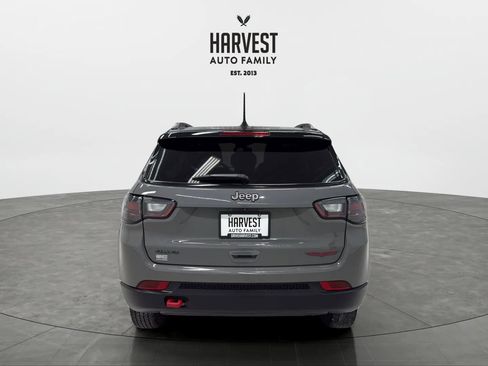 Used 2022 Jeep Compass Trailhawk w/ Trailhawk Elite Group AWD/4WD image 5