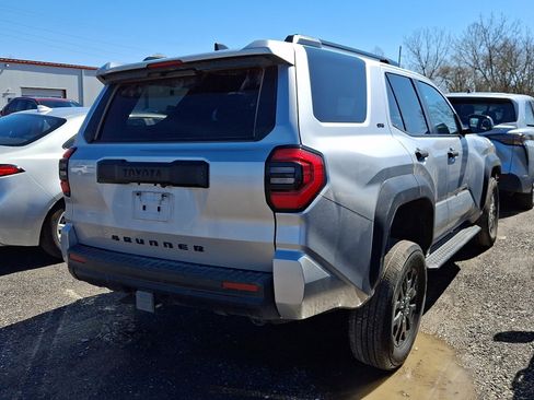 Certified 2025 Toyota 4Runner SR5 image 4