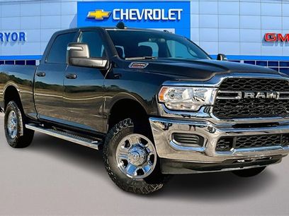 Used 2024 RAM 2500 Tradesman w/ Chrome Appearance Group