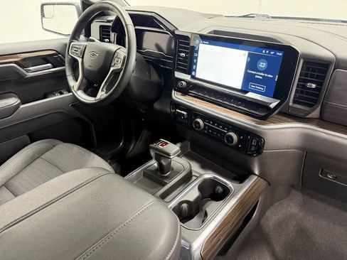 Used 2025 Chevrolet Silverado 1500 RST w/ Convenience Package II AWD/4WD image 29