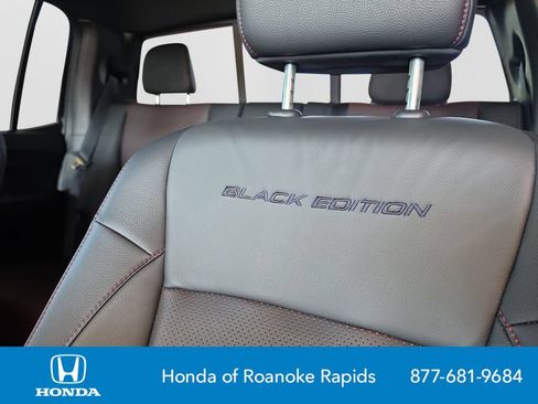 Used 2025 Honda Ridgeline Black Edition image 29