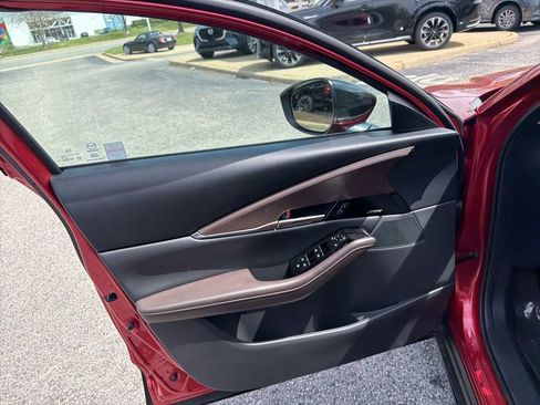 Used 2025 MAZDA CX-30 2.5 Turbo w/ Premium Plus Pkg image 14