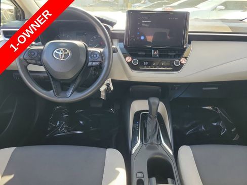 Used 2024 Toyota Corolla LE FWD image 12
