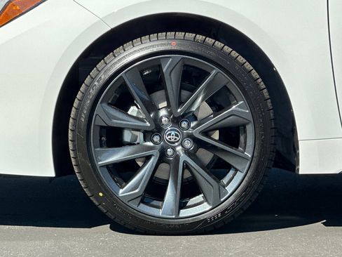 Used 2026 Toyota Corolla SE w/ SE Package image 25