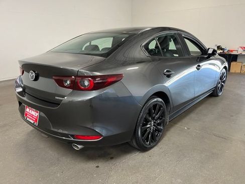 Used 2024 MAZDA MAZDA3 s FWD image 3