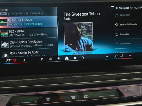 Used 2023 BMW i7 xDrive60 w/ Executive Package 2 image 22