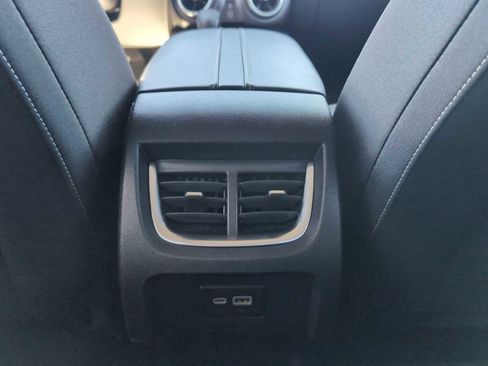 Used 2025 Chevrolet Blazer LT FWD image 20