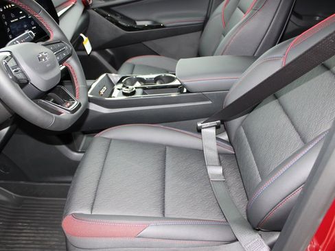 New 2026 Chevrolet Equinox RS w/ LPO, Floor Liner Package image 13