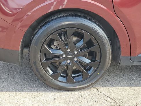 Used 2022 Kia Carnival SX Prestige image 5