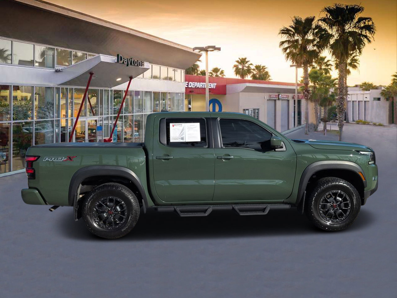 Used 2024 Nissan Frontier Pro-X w/ Pro Premium Package RWD image 2
