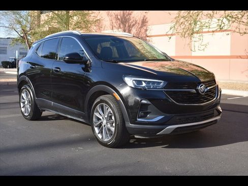 Used 2023 Buick Encore GX Essence w/ Experience Buick Package FWD image 2