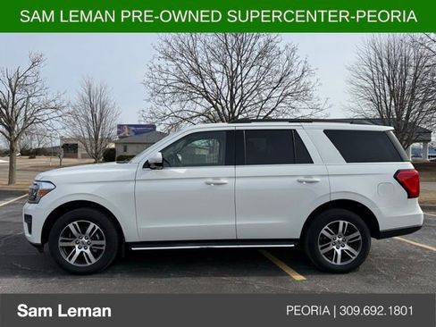 Used 2022 Ford Expedition XLT image 7