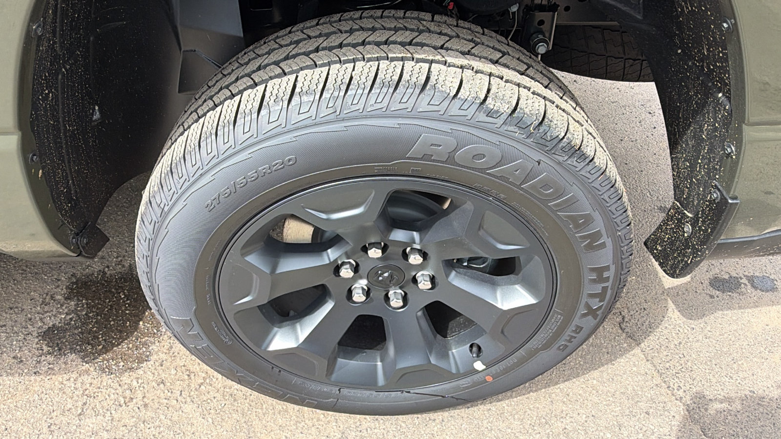 New 2026 RAM 1500 Express AWD/4WD image 12