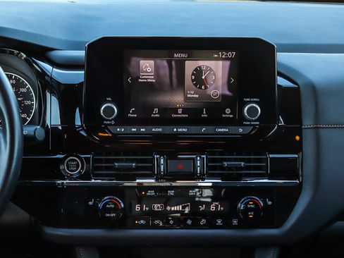 Used 2024 Nissan Pathfinder Rock Creek image 11