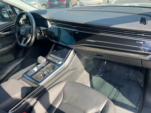 Used 2022 Audi Q7 2.0T Premium w/ Convenience Package AWD/4WD image 29