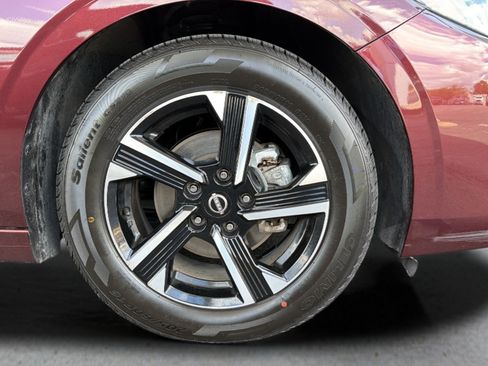 Certified 2025 Nissan Sentra SV FWD image 23