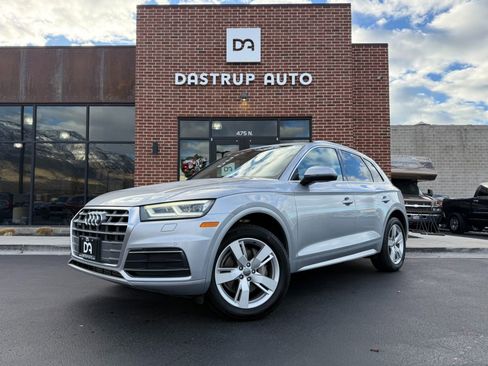 Used 2018 Audi Q5 2.0T Premium Plus w/ Premium Plus Package image 1