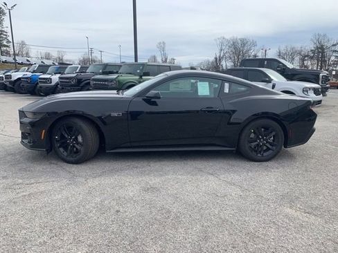 New 2026 Ford Mustang GT image 5