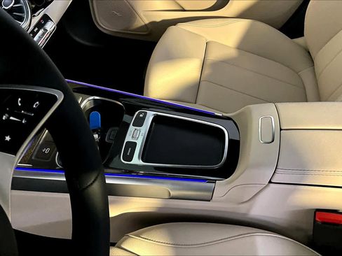 New 2026 Mercedes-Benz GLB 250 4MATIC image 10