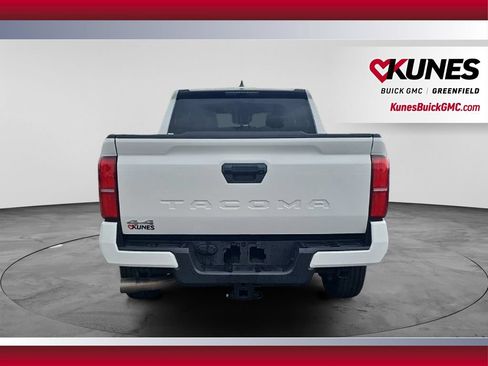 Used 2024 Toyota Tacoma SR5 AWD/4WD image 6