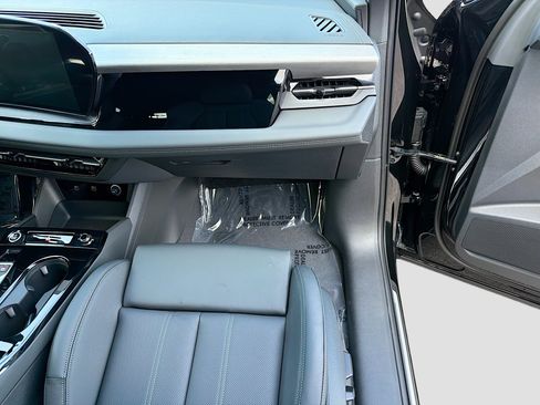 New 2027 Audi Q6 e-tron Premium Plus AWD/4WD image 17