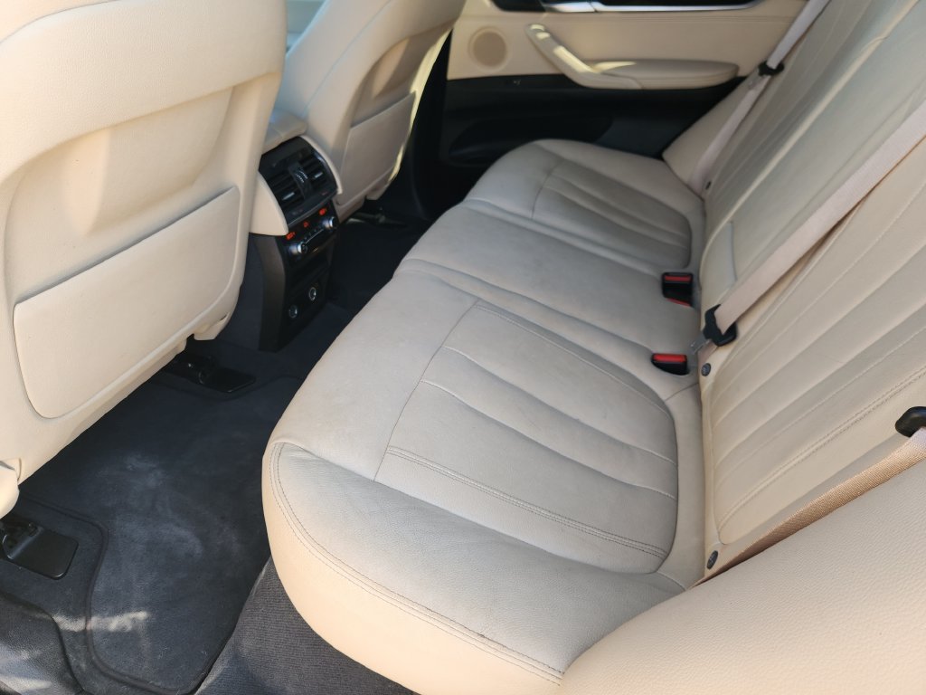 Used 2018 BMW X5 xDrive35d w/ Premium Package AWD/4WD image 29