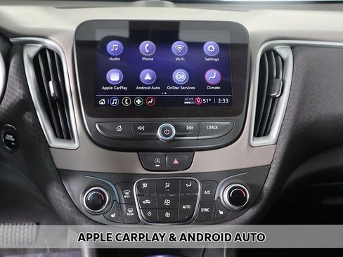 Used 2022 Chevrolet Malibu LT image 4