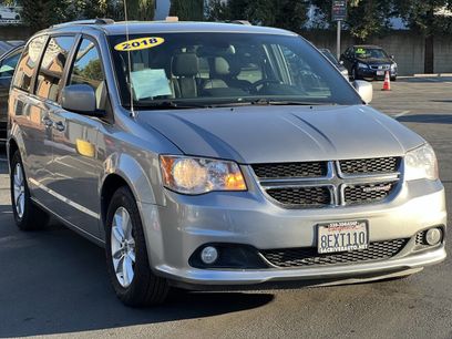 Used 2018 Dodge Grand Caravan SXT w/ Rear Park Assist Package