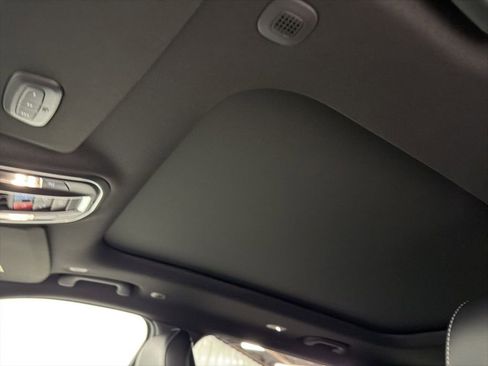 New 2026 Jeep Grand Cherokee L Limited image 19