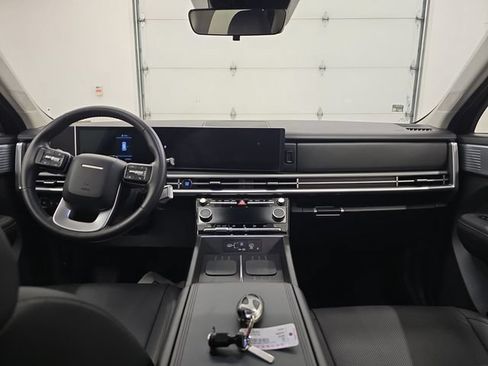 Used 2026 Hyundai Santa Fe SEL AWD/4WD image 13