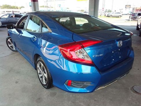 Used 2019 Honda Civic LX image 4