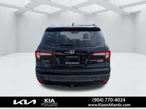 Used 2020 Honda Pilot Black Edition image 4