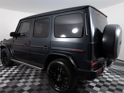 Used 2023 Mercedes-Benz G 550 image 4