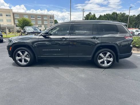Used 2022 Jeep Grand Cherokee L Limited w/ Trailer Tow Group (B) RWD image 5