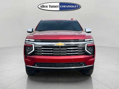 New 2026 Chevrolet Suburban Premier w/ Sun And Tow Package AWD/4WD image 2
