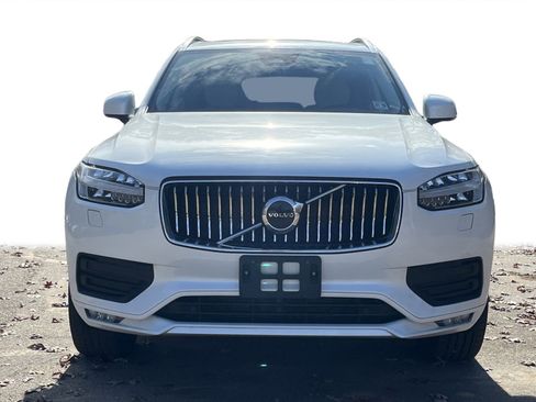 Used 2023 Volvo XC90 B5 Core w/ Protection Package Premier image 30