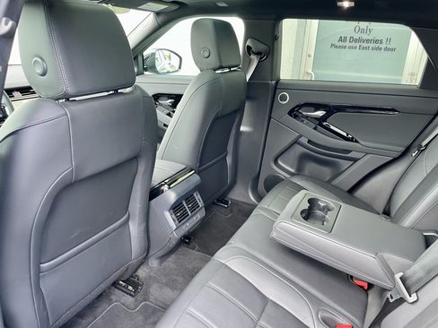 Certified 2025 Land Rover Range Rover Evoque Dynamic SE AWD/4WD image 30
