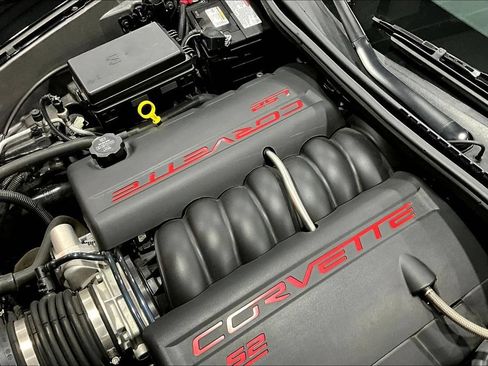 Used 2005 Chevrolet Corvette Convertible w/ Preferred Equipment Group RWD image 25