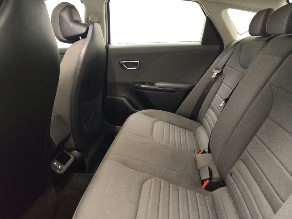Used 2025 Kia K4 EX FWD image 18