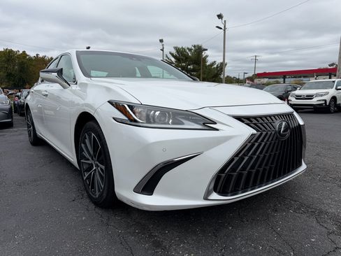 Used 2022 Lexus ES 350 w/ Premium Package image 3