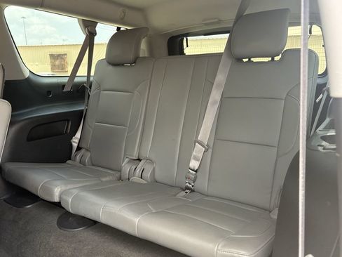 Used 2015 Chevrolet Suburban LT AWD/4WD image 26