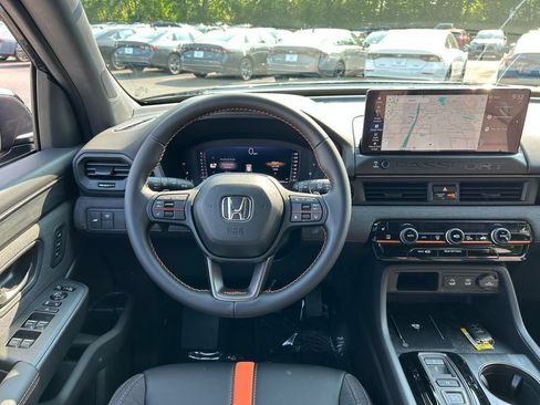 Used 2026 Honda Passport TrailSport image 13