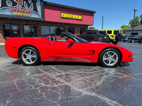 Used 2003 Chevrolet Corvette Convertible w/ Preferred Equipment Group1 RWD image 8