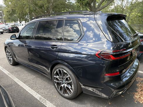 Used 2026 BMW X7 xDrive40i w/ Executive Package AWD/4WD image 3