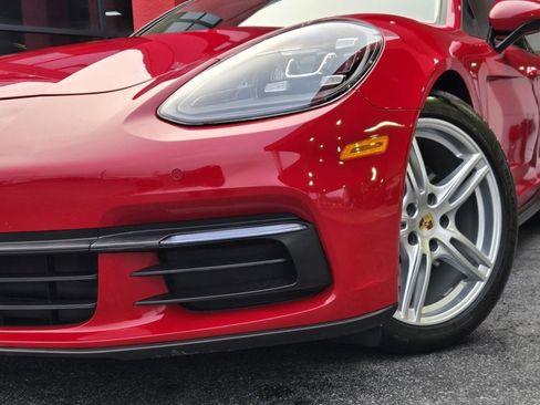 Used 2020 Porsche Panamera image 4
