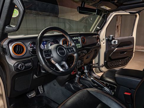 Used 2022 Jeep Gladiator Mojave w/ LED Lighting Group image 14