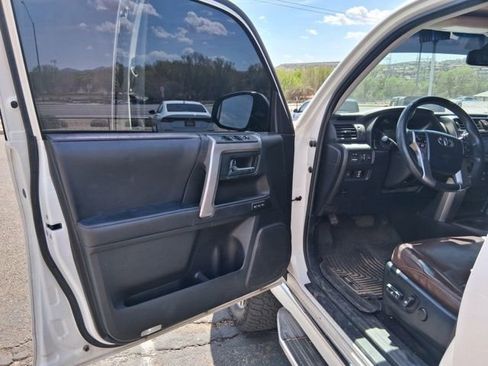 Used 2017 Toyota 4Runner Limited image 3