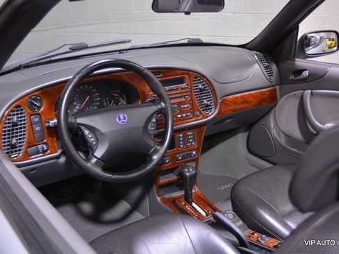 Used 2001 Saab 9-3 SE image 34