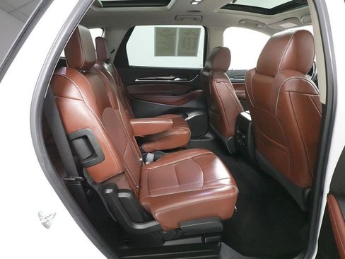 Used 2018 Buick Enclave Avenir w/ Avenir Technology Package image 34