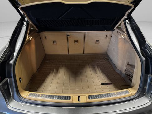 Used 2016 Porsche Macan Turbo image 42